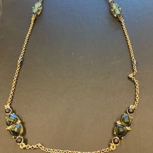 Banana Republic necklace excellent condition.
